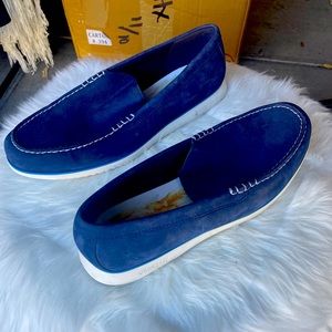 Grand360 Navy Loafers size 11